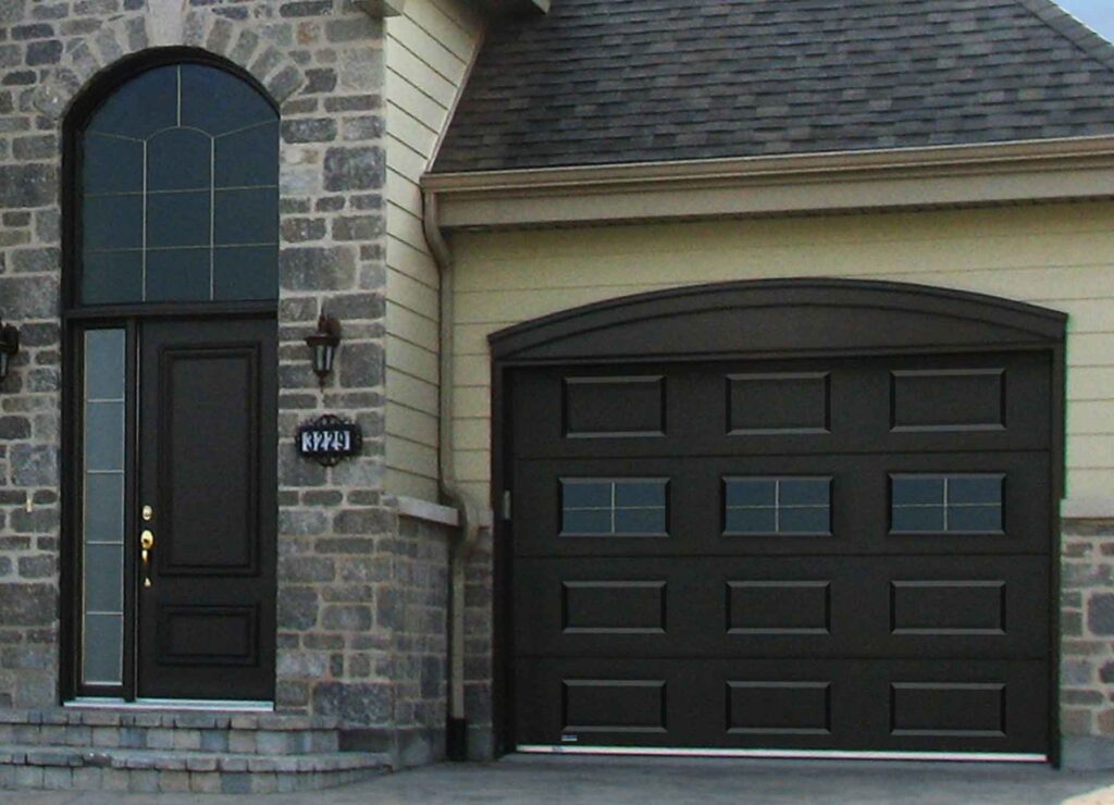 personalizing your insulated garage door